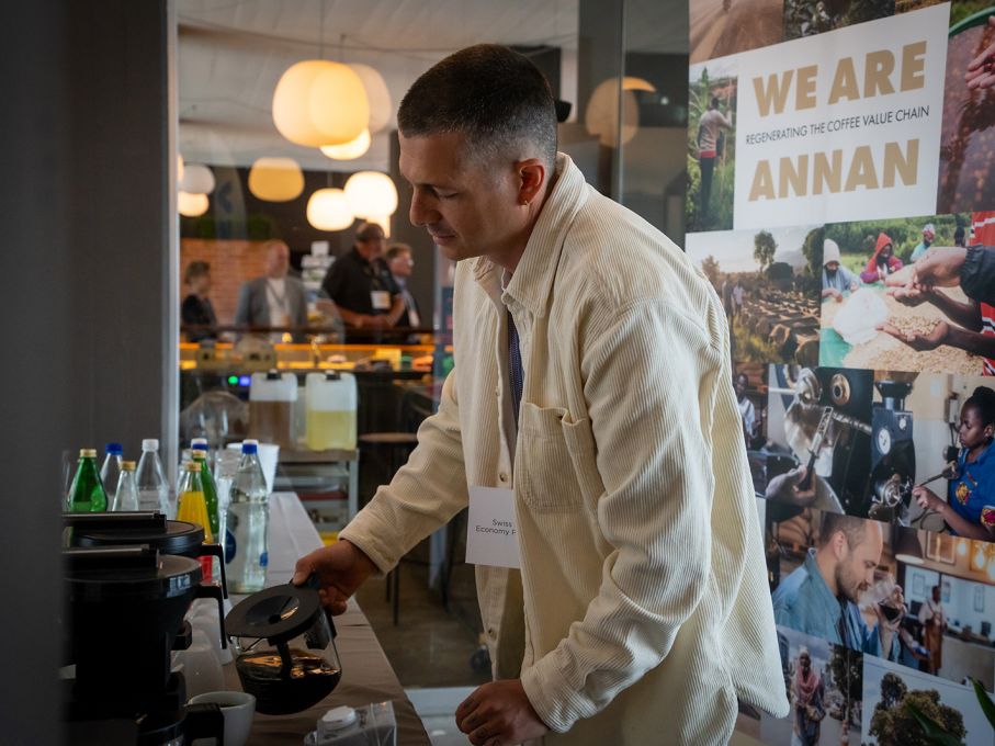 Fairer Kaffee von Coffee Annan. Und: Andere Betonung, andere Bedeutung. Genial. Foto: SSEF (AW)